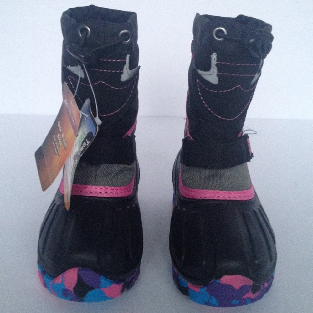 NWT- Ozark Trail Girls Toddler Winter Temp Boots - Picture 3 of 6